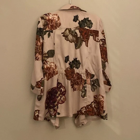 Chico's Cream Trench Coat Blazer with Botanical Print size 2 L - Picture 7 of 11